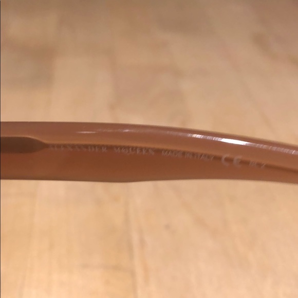 Alexander McQueen Sunglasses - Picture 5 of 6